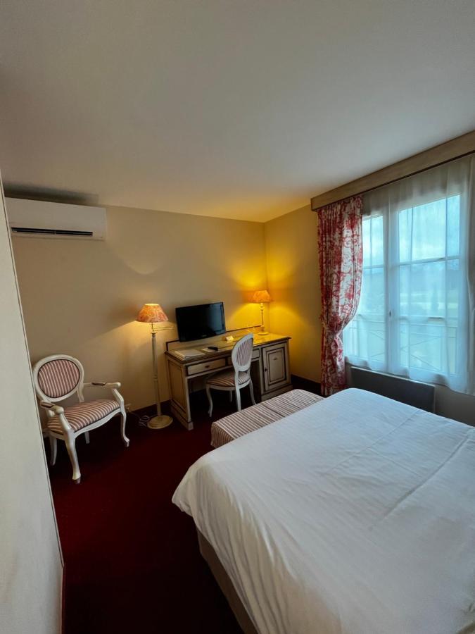 Hotel Domaine De L'Orangerie Bonnat ภายนอก รูปภาพ